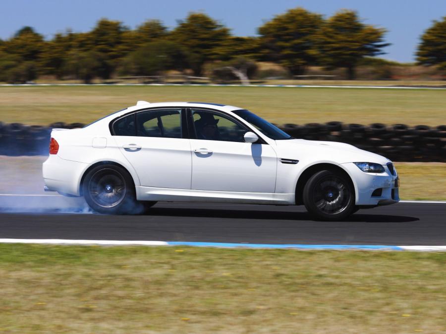  BMW M3 Sedan 2010 года  (AU) (фото 5 из 16)